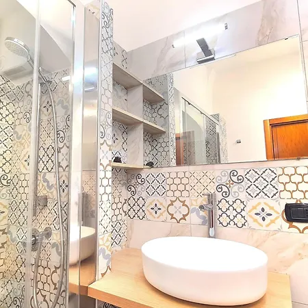 Luxury Flat In Center By The Sea * Bari