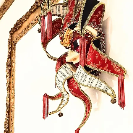 Luxury Flat In Center By The Sea