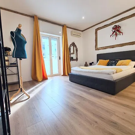 Luxury Flat In Center By The Sea Apartament